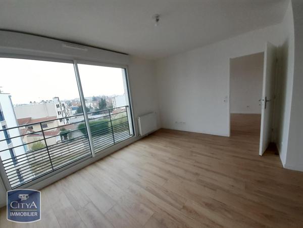 Appartement à louer 2 pièces 40.41m² Saint-Maur-des-Fossés (94100)