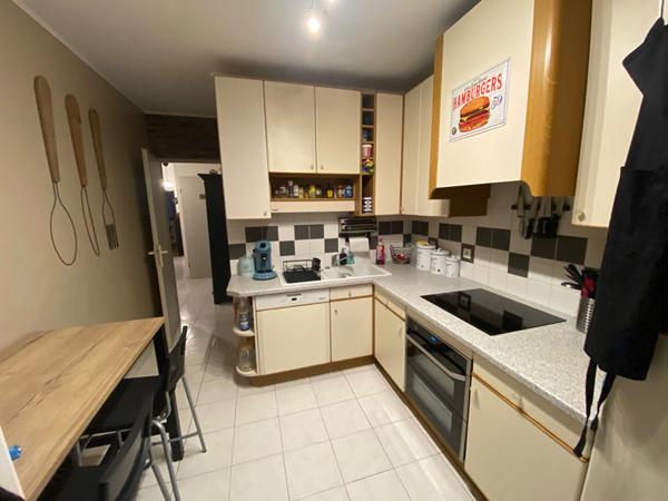 À vendre : Appartement spacieux de 5 pièces à Saint Quentin, Centre-ville