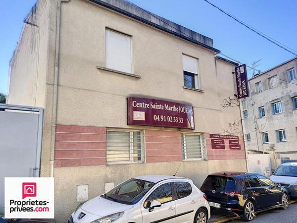 LOCAL COMMERCIAL avec MUR 300 m² sur 406 m² de terrain