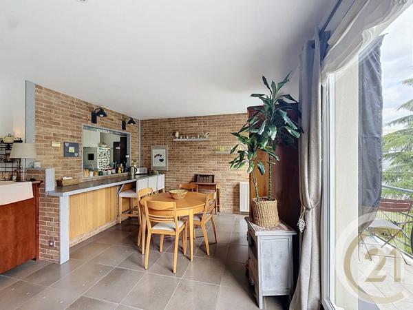 Appartement F4 à vendre  4 pièces - 97,66 m 2   CHOISY LE ROI  - 94
