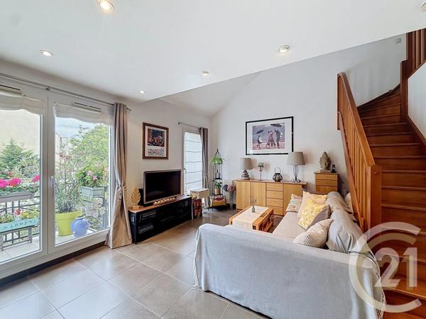 Appartement F4 à vendre  4 pièces - 97,66 m 2   CHOISY LE ROI  - 94
