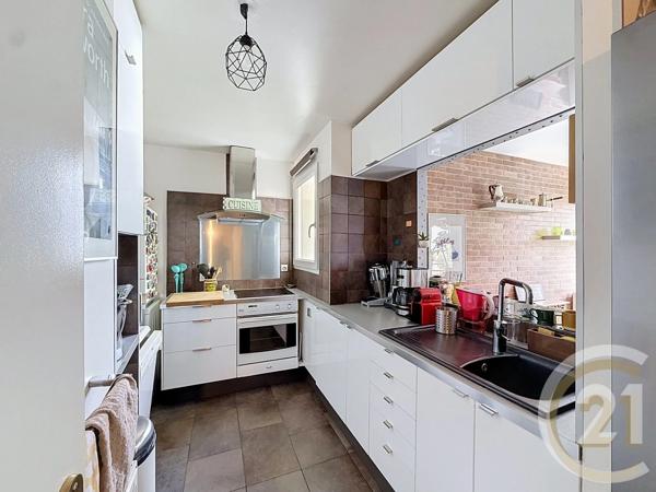Appartement F4 à vendre  4 pièces - 97,66 m 2   CHOISY LE ROI  - 94