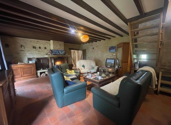 Maison à vendre 5 pièces LURCY-LÉVIS (03)