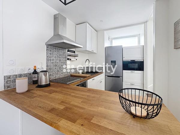 Maison
         4 pièces
        - 70 m² 339 000 € *