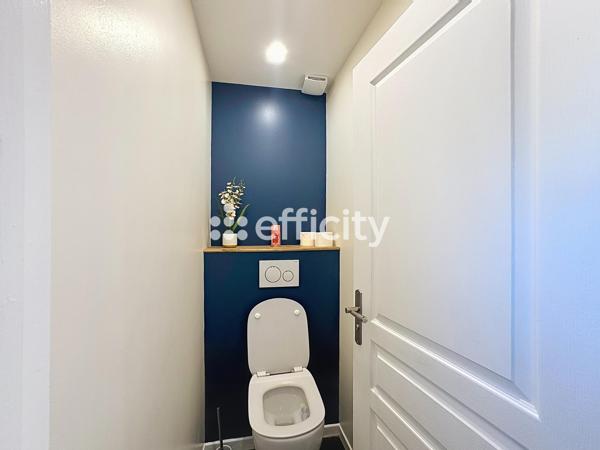 Maison
         4 pièces
        - 70 m² 339 000 € *