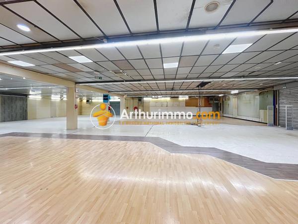 Vente Local commercial 3 pièces 1444 m2 à Bourgoin-Jallieu