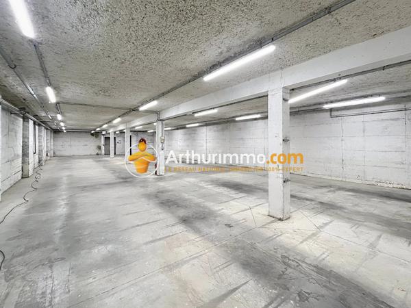 Vente Local commercial 3 pièces 1444 m2 à Bourgoin-Jallieu