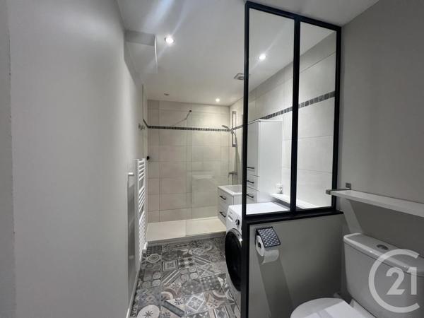 Appartement Studio à vendre  1 pièce - 33,14 m 2   ST MAUR DES FOSSES  - 94