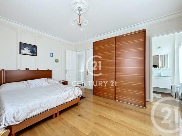 Maison à vendre  8 pièces - 209,50 m 2   MONTMAGNY  - 95