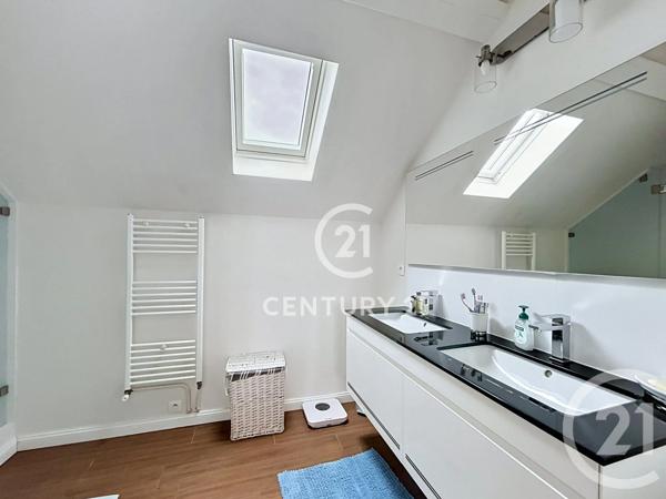 Maison à vendre  8 pièces - 209,50 m 2   MONTMAGNY  - 95