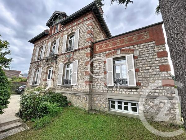 Maison à vendre  8 pièces - 209,50 m 2   MONTMAGNY  - 95