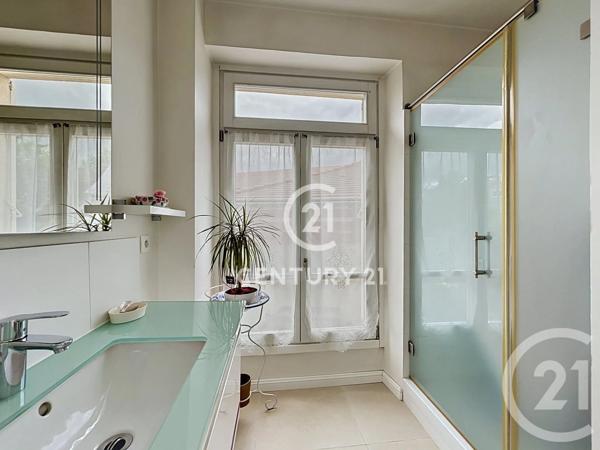Maison à vendre  8 pièces - 209,50 m 2   MONTMAGNY  - 95