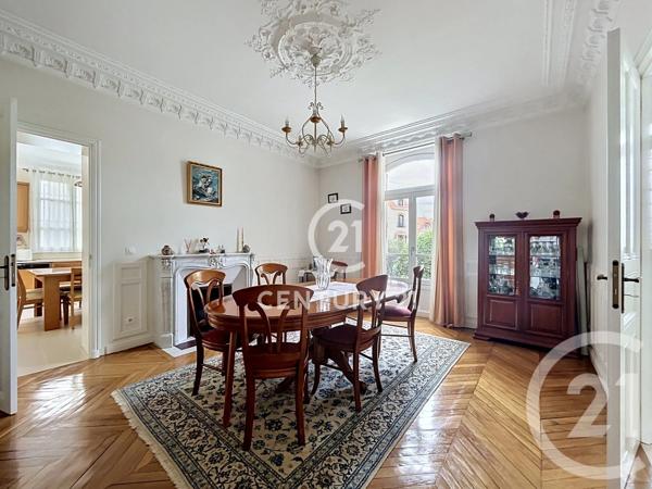 Maison à vendre  8 pièces - 209,50 m 2   MONTMAGNY  - 95