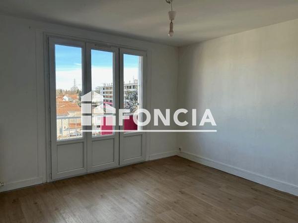 Location Appartement 3 pièces 54.54 m² - 56 et 90 Rue du Pic du midi Lannemezan 65300