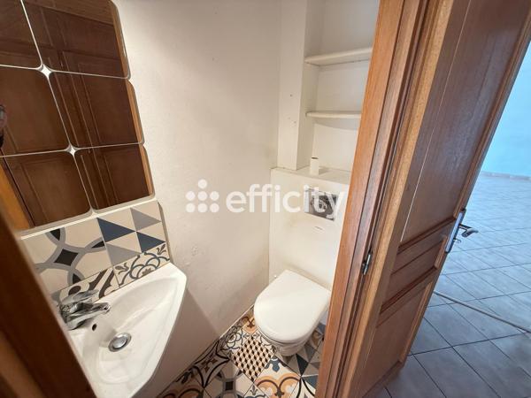 Maison
         5 pièces
        - 104 m² 249 900 € *