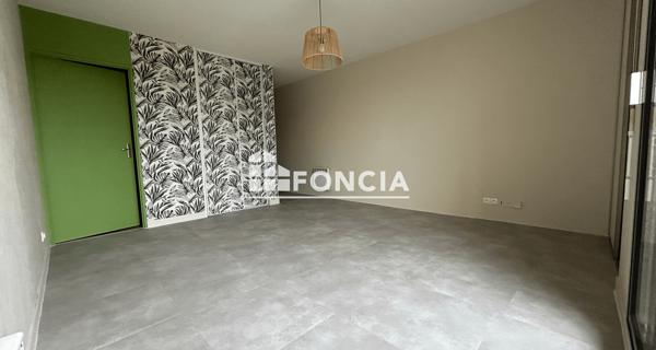 Location Studio 27.79 m² - Poitiers 86000