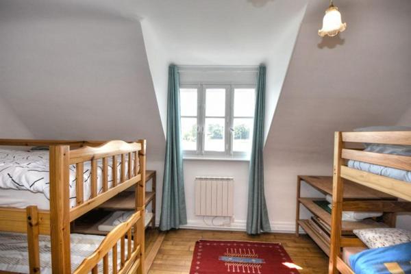 Maison  rénovée sur l'estuaire:  216 m2, 5 chambres, 5 wc, 4 SDB