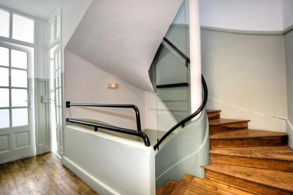 Maison  rénovée sur l'estuaire:  216 m2, 5 chambres, 5 wc, 4 SDB