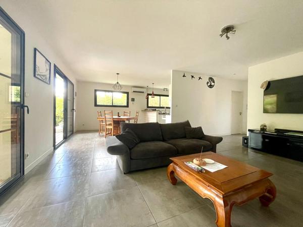 Maison Contemporaine Saint Jean D Illac 4 pièce(s) 119 m2