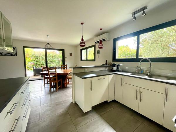 Maison Contemporaine Saint Jean D Illac 4 pièce(s) 119 m2