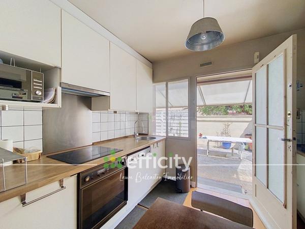 Maison
         3 pièces
        - 59 m² 229 000 € *