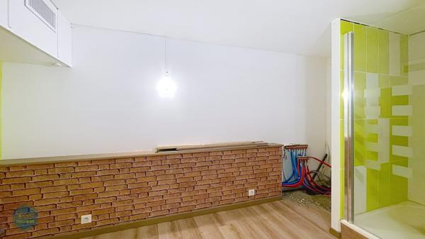 Local de 75 m² à louer centre ville Verdun-sur-Garonne