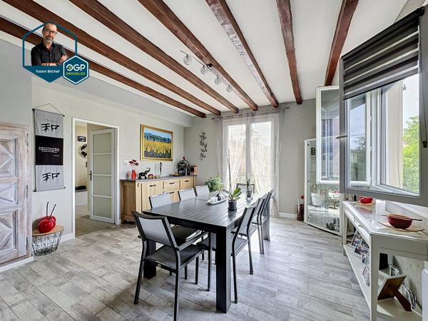 Appartement T4 de 121 m² avec terrasse, garage et jardinet