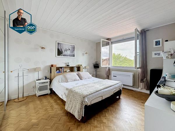 Appartement T4 de 121 m² avec terrasse, garage et jardinet