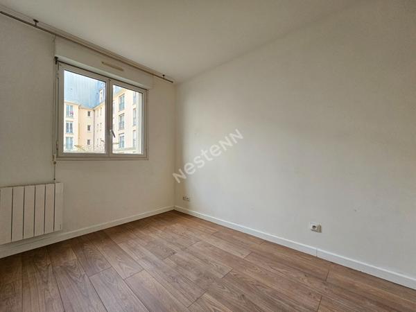 PUTEAUX HYPER CENTRE VILLE Appartement de 3 pièces avec cave et parking