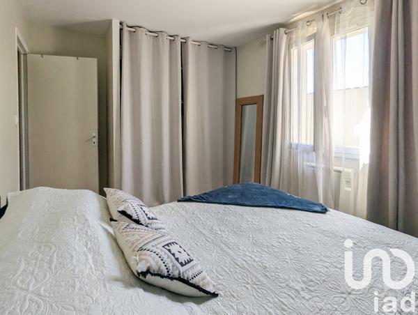 Maison traditionnelle 4 pièces de 73 m² à Mondragon (84430)