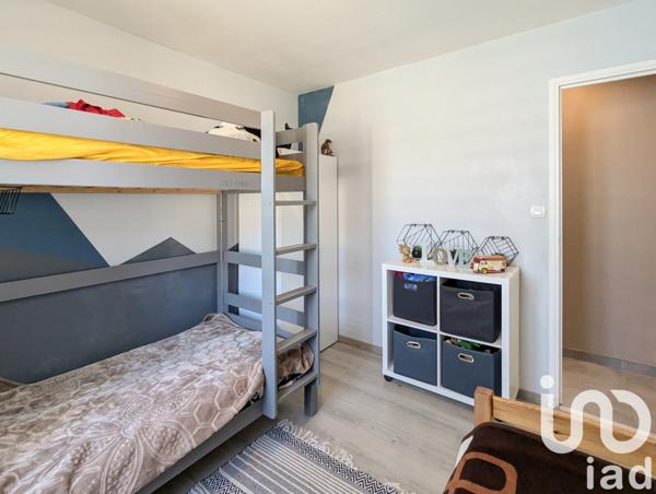 Maison traditionnelle 4 pièces de 73 m² à Mondragon (84430)