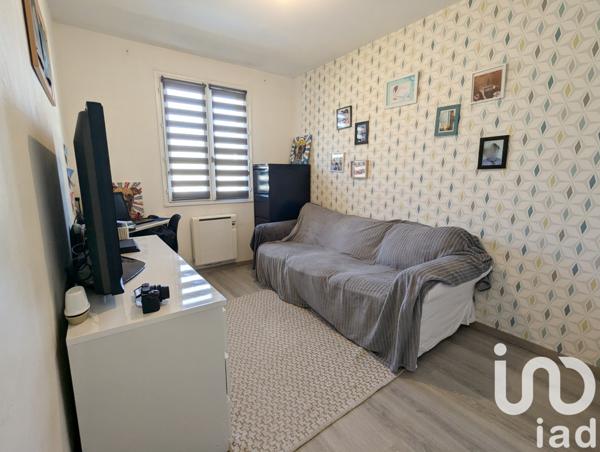 Maison traditionnelle 4 pièces de 73 m² à Mondragon (84430)