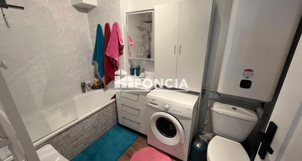 Location Appartement 2 pièces 41.12 m² - Pussay 91740