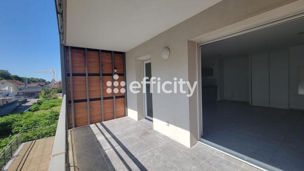 Appartement
         3 pièces
        - 69 m² Exclusivité 219 000 € *