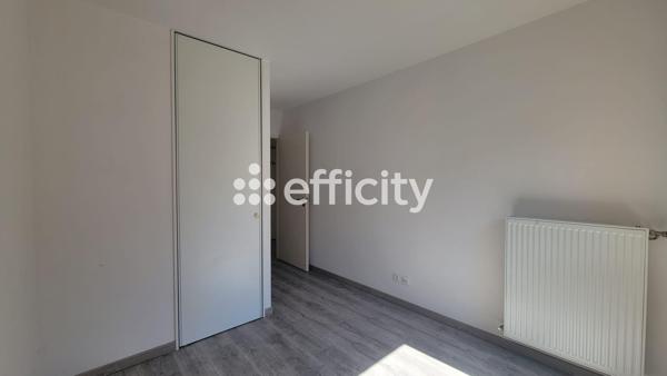 Appartement
         3 pièces
        - 69 m² Exclusivité 219 000 € *