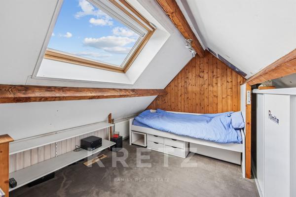 Meulière familiale avec espace indépendant