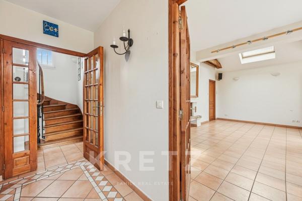 Meulière familiale avec espace indépendant