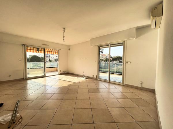 Achat appartement Saint-Laurent-du-Var - 3 pièce(s) - 74 m² - 349 000 €