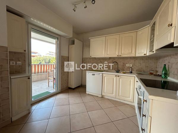 Achat appartement Saint-Laurent-du-Var - 3 pièce(s) - 74 m² - 349 000 €