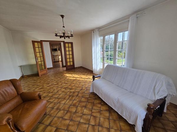 Sarzeau à proximité du bourg Maison 8 pièces sur grand jardin