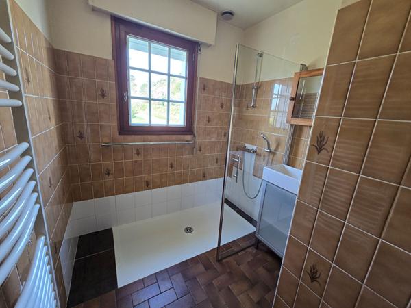 Sarzeau à proximité du bourg Maison 8 pièces sur grand jardin