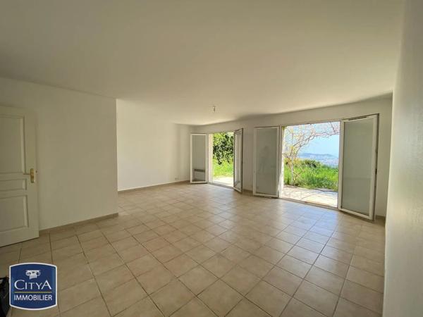 Maison à louer 5 pièces 108.54m²