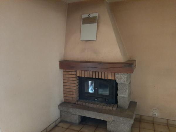 Maison de bourg 7 pieces dont 4 chambres a 5 minutes de Bressuire