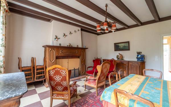 Maison à vendre    7 pièces •  Saint-Paul-en-Born