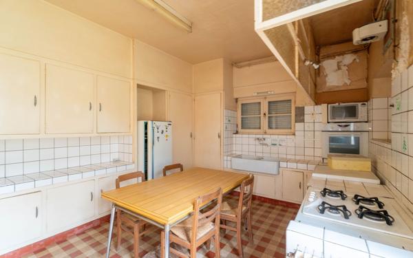 Maison à vendre    7 pièces •  Saint-Paul-en-Born