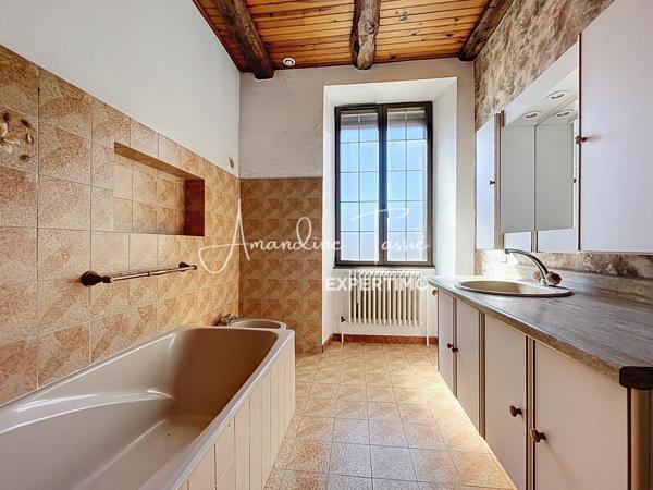 La Cavalerie (12230) À vendre – Maison de caractère avec grand terrain constructible – La Cavalerie