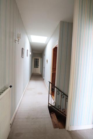 Maison 5 chambres à proximité des commerces et services