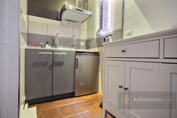 Vente                                                      Appartement
                        
                     1 pièces                      14 m2                     à Paris 15