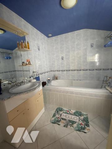 SAINT MATHURIN Maison de plain pied + appartement indépendant