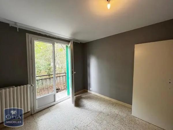 Appartement à louer 4 pièces 89.73m² Saint-Florent-sur-Cher (18400)